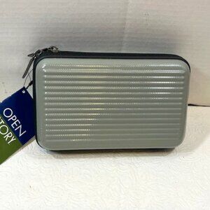 Durable Hardside Mini Case For Toiletries Accessories Storage- Open Story Green